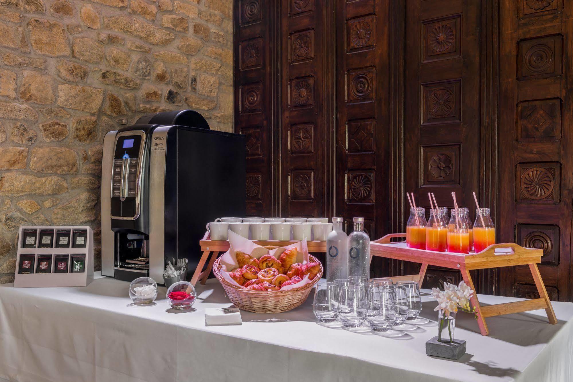 Отель Manoir De Kerhuel De Quimper Ploneour-Lanvern Экстерьер фото